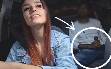 Perverted Passenger Masturbating Behind Taxi Driver!